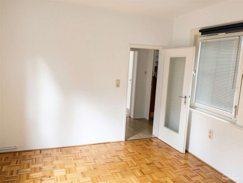 Gepflegtes 1-Zimmer-Apartment mit Einbauküche und Duschbad - Innenstadtlage Coburg